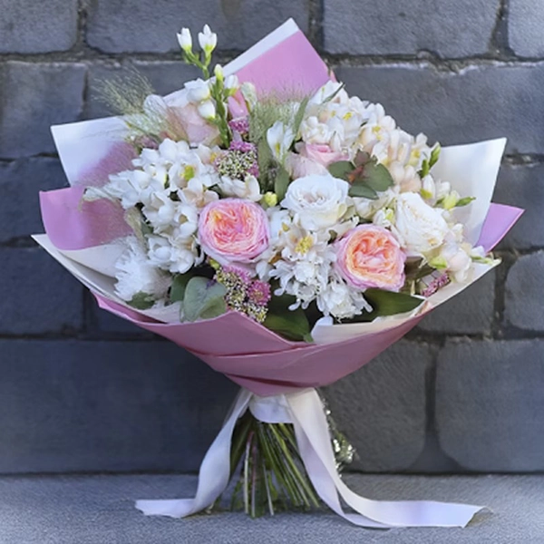 Best Flowers to Gift in Canada on March 21